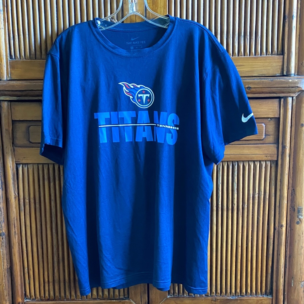 Nike Men’s Tennessee Titans DriFit T-shirt